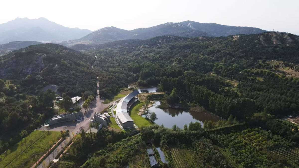 驻龙山